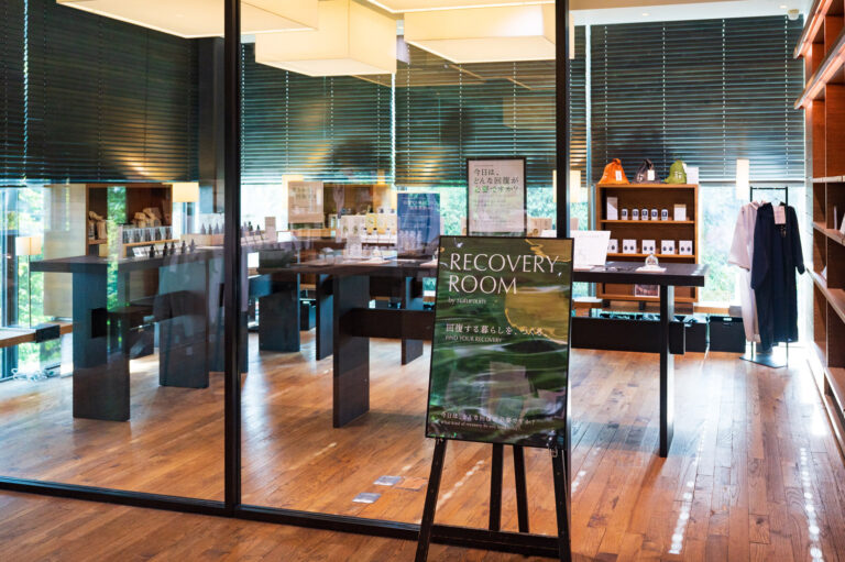 naturaum／「RECOVERY ROOM」期間限定ショップ グラフィックツールデザイン